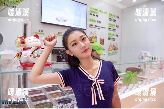 AISS爱丝(黄金版) - 人人都爱的长腿妹纸，跟随索菲的写真集释放至美腿影。