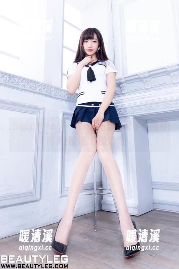 Beautyleg - Yen对着泳池挥手，福利图集映射出你的运气！