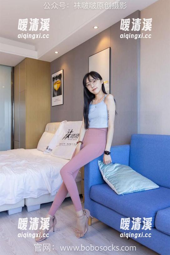BoBoSocks袜啵啵 - 甜甜圈黑丝图包来啦，冷静点！脚尖微加固，别想歪了。