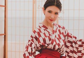 GIRLT果团网 - 当龚玥菲穿上体操服，一切都变了——原图和资源成了我的新宠！