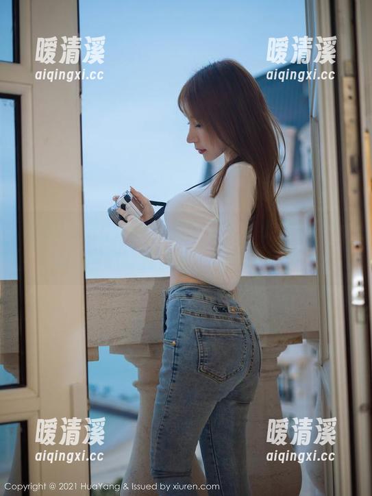 HuaYang花漾 - 等不及了，小海臀Rena的网袜写真合集，让我瞧瞧呗…