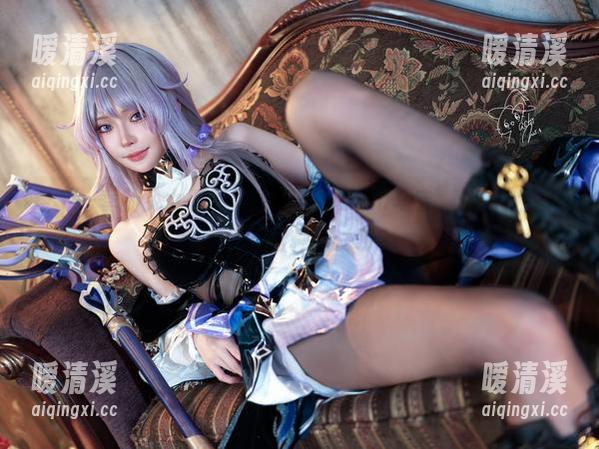 整个一季的兔女郎写真更新，Machi马吉，你到底是从哪找的这种魔法呀？