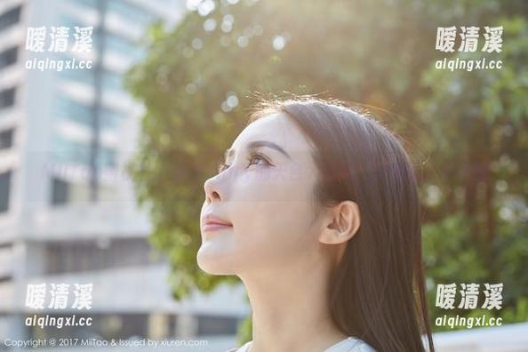 MiiTao蜜桃社 - 蜜蕊Mary的天台大冒险：只为这几张美图