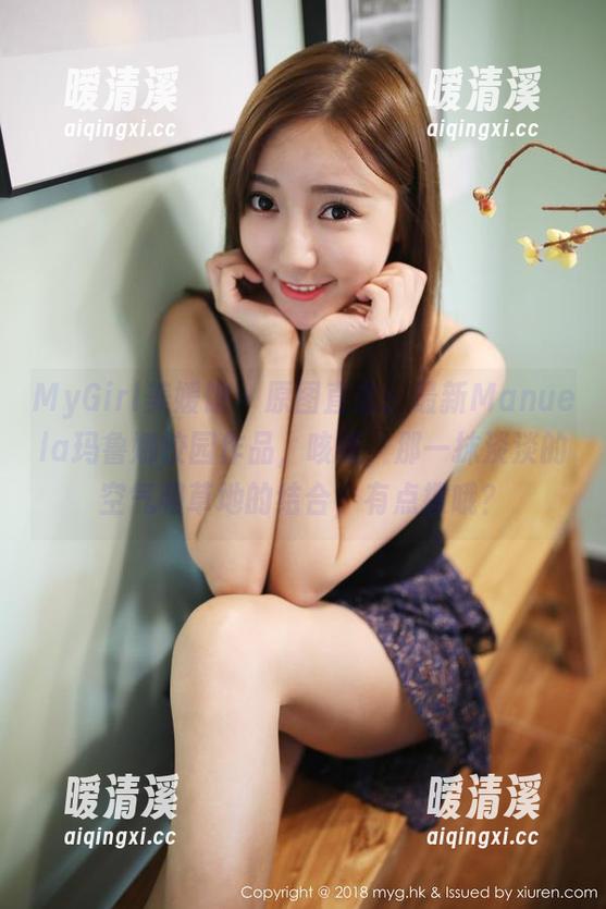 MyGirl美媛馆 - 原图直击：最新Manuela玛鲁娜校园作品，咳咳，那一抹淡淡的空气和草地的结合，有点撩哦？