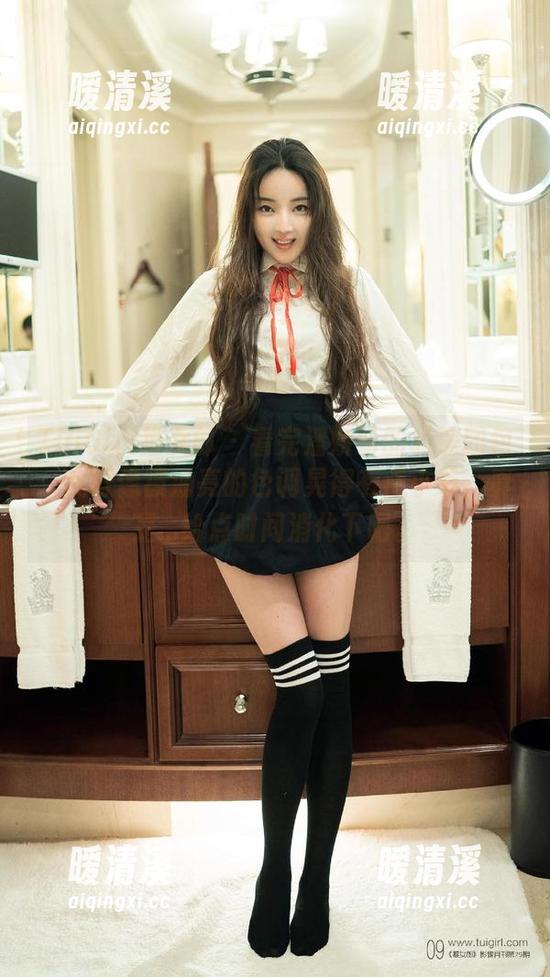 TuiGirl推女郎 - 看完潘娇娇的私房图包，我好像被油亮的色调晃得有点小晕，真是...给点时间消化下吧。