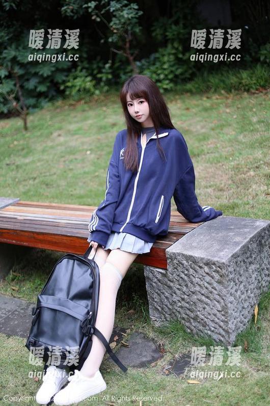 Xiuren秀人网 - 纯白图集里，Suki_baby的无圣光玩法真让人捉摸不透。