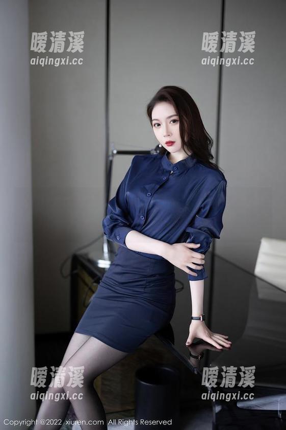 Xiuren秀人网 - 户外狂欢，宋愉愉最新写真集：别说我没提醒你