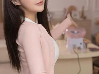 Xiuren秀人网 - 小海臀Rena的全套运动图包，哇，怎么还有这种操作，我好像没法抵挡了。
