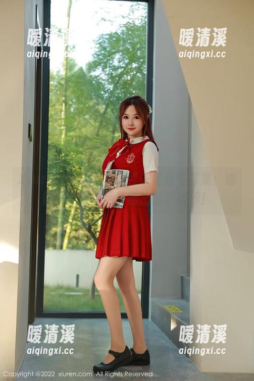 Xiuren秀人网 - 小芭乐最新写真集：瑜伽研究——翻身翻出的新境界！