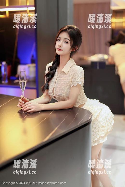 YouMi尤蜜荟 - Egg_尤妮丝Egg全套体操服图集，看了要说再见吗？