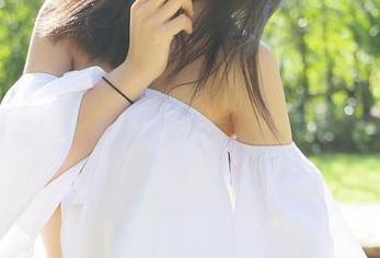 YouMi尤蜜荟 - 蓝夏Akasha大女孩——天台上的私享套图资源，来更新你眼中的‘天台’定义！