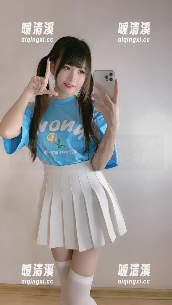 照片里的miko酱ww，与利兹小梦魔的气息始终交织，眨眼间似乎又是一场梦。
