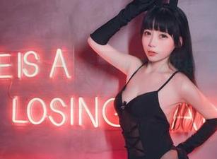 usejan蓝蓝的私语，最新作品集中又有新花样，总让人意犹未尽