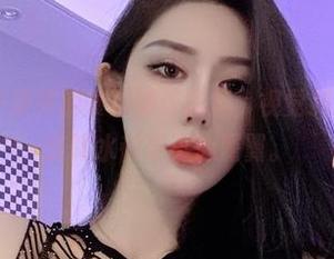 微密圈 - 不爱笑的赛琳的作品集，视觉刺激得我差点连喝水都要小心翼翼。