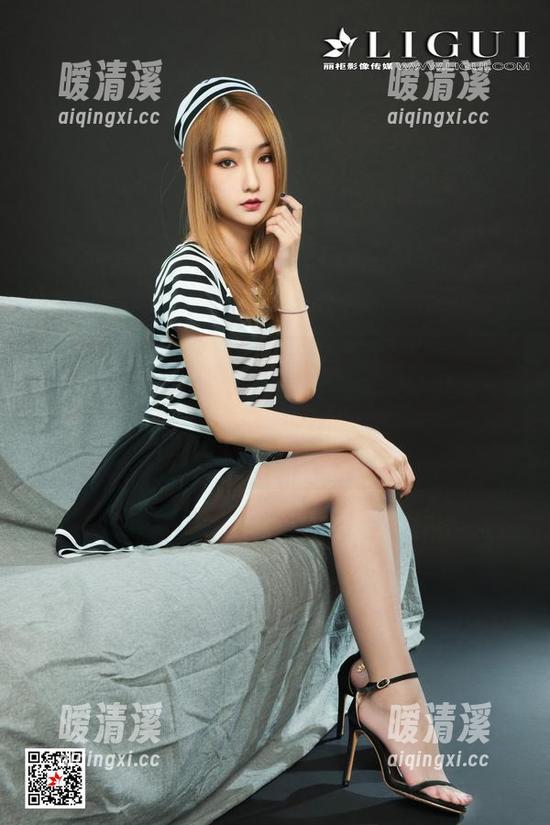 丽柜 - “厨娘”肖肖，你这原图设置得忒随意呀，壁纸得给我点实在的，来点更犀利的构图呗！