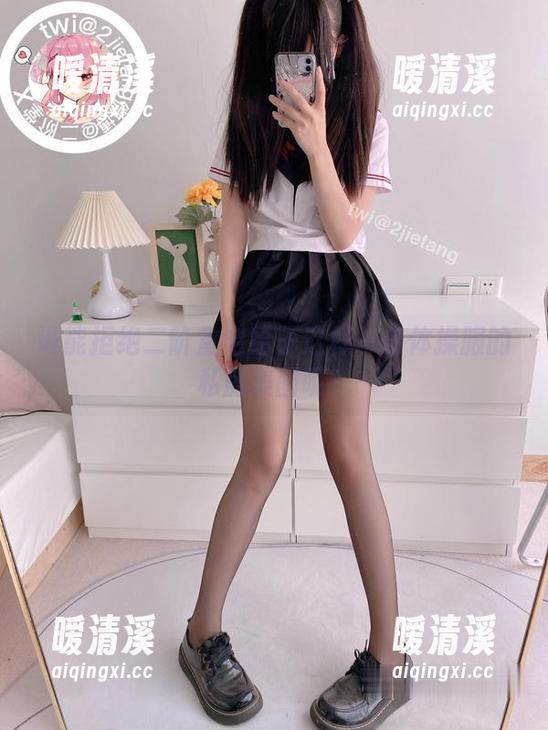 谁能拒绝二阶堂宅绘子这样一身体操服的私房美图呢？