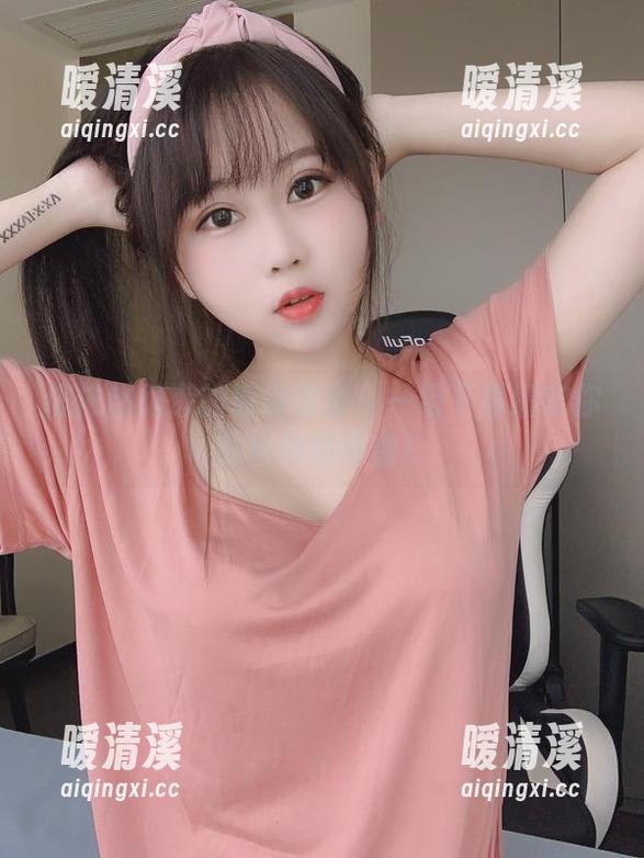 依依超级懒的瑜伽套餐：一组下载搞定你的松弛和弯曲！