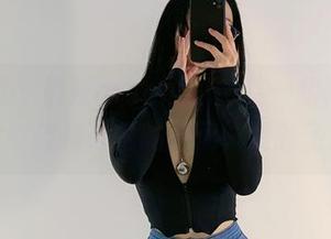 微密圈 - 俏妞qiaoniu66这一组高清图片中皮裙战靴的搭配，赞到飞起