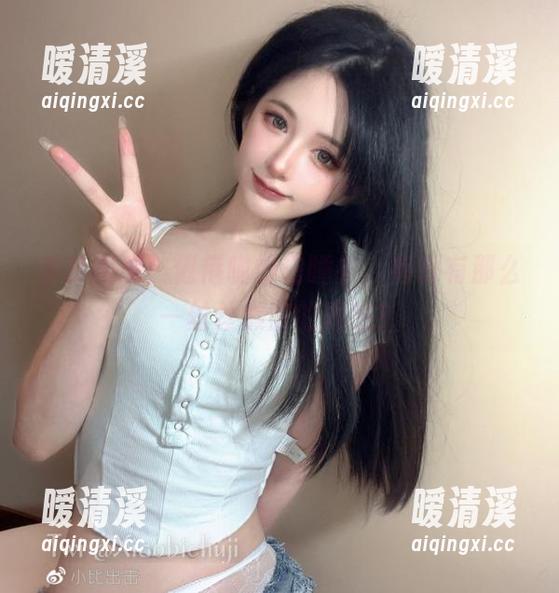 最新图册：倦倦喵的白睡衣，有没有那么一丝丝懒散的诱惑？