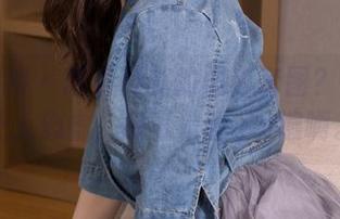 克拉女神 - 想看姜璐的黑白套图？高清到让人心虚，我可是看了n遍啊。