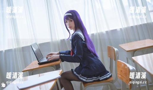 添点喷饭的趣味：兔玩映画图集里的爱宕与兔女郎的你来我往。