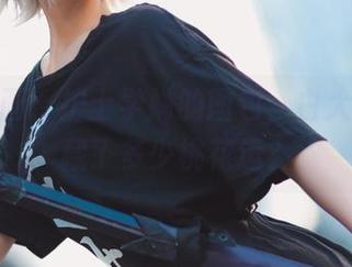 兔玩映画：护士学妹的图包，白大褂下隐藏了多少桃花运？
