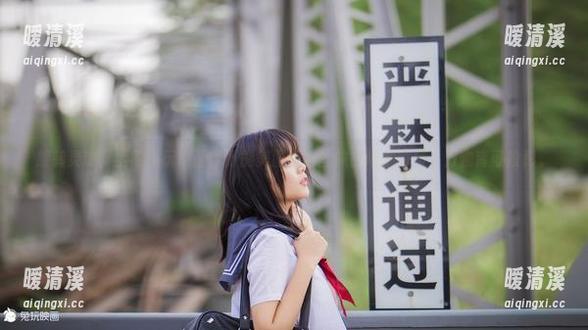 旋转灵魂，全靠兔玩映画的万能美图，白丝袜出场的时候，万物皆可投影。