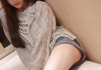 这套作品里难道藏了点什么？啾小妍无意间就能把别人拍得毫不费力？