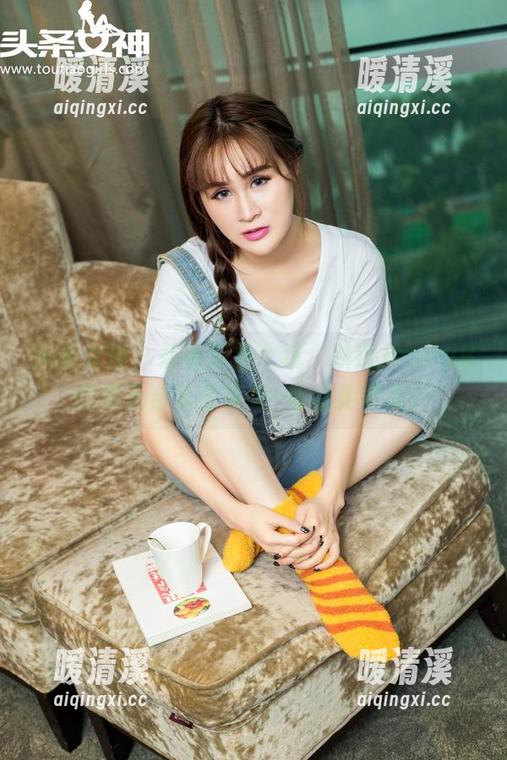 头条女神 - 薄荷绿是个坑，跌进JennyR的夏天合集分享吧–谁会拒绝呢？
