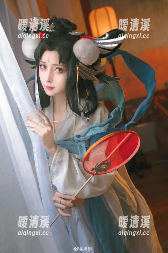 高清奶狮不咬人泳装写真集：谁又能拒绝这样的夏日诱惑呢