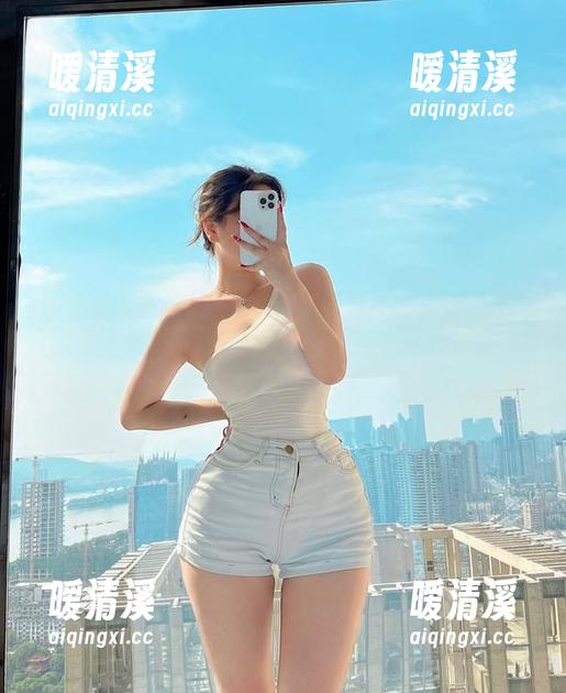 微密圈 - 安妮yoo短裙合集，免费爽到炸，穿上这裙子谁还需要姐妹？