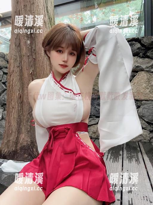 小仓千代w图集：谁在校园默默散发氧气？