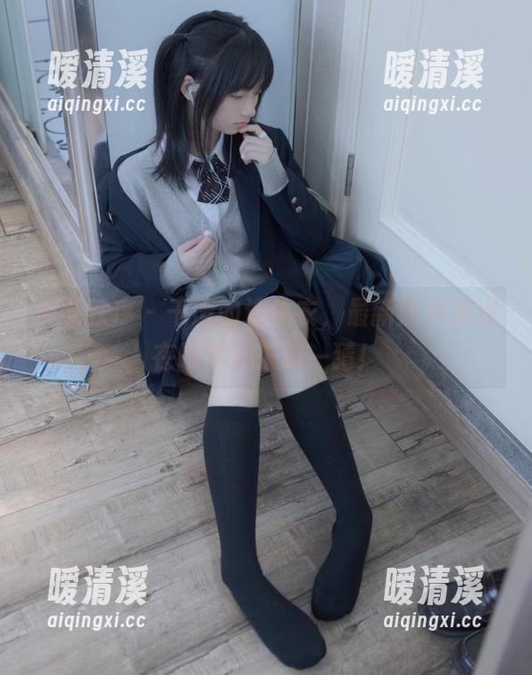 少女秩序 - 千澄的连体衣，最新照片亮点在哪里？来猜一猜！