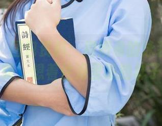 尤果网 - 图包资料：周妍希的泳装令人捧腹，想着往海里跳的样子
