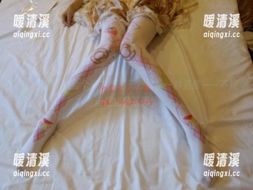 对，没错，想要个公主抱和死库水是一种选择——不知为何让我停下脚步。