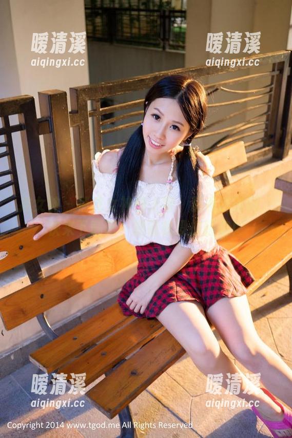 推女神 - 俏皮女神杨上萱，藏着这美图，快来下载吧，别说我没提醒你！