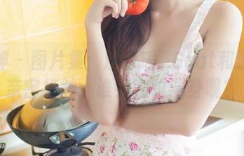 推女神 - 图片集：沈梦瑶_Gcat和泳池的亲密接触，谁会害怕湿身呢？
