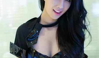 推女郎 - 下载Rita的网袜，完蛋，居然让我刮目相看！