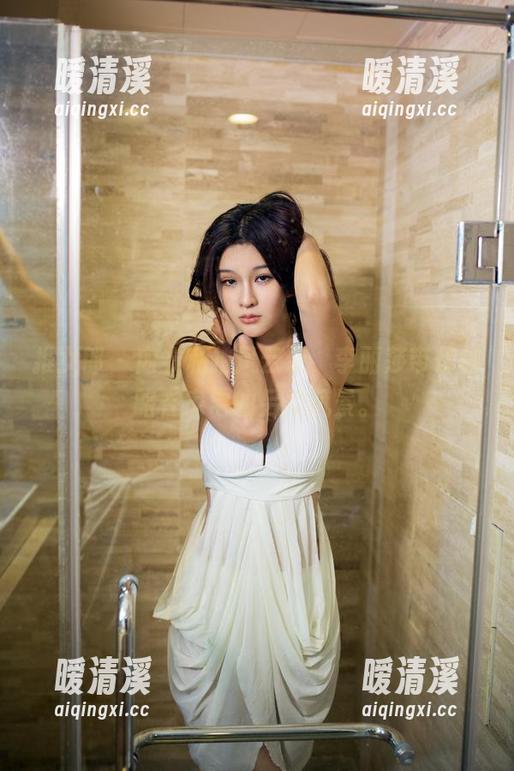 推女郎 - 内衣私拍风云录，李丽莎带你领略在家宅的另类风景。