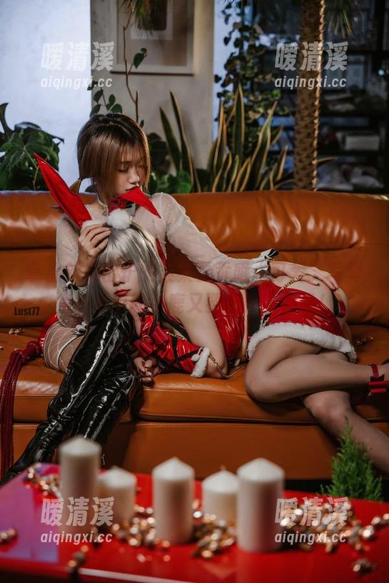拿出新鲜出炉的柒柒要乖哦“可爱”写真集，心中的小鹿又要开始乱撞了！