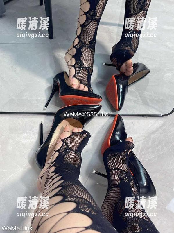微密圈 - 桃沢樱呀，短裤配原图——突发的搭配灵感，终于说服我去买新衣服？