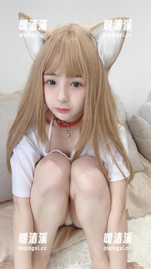 茄子！桜井宁宁最新图库：小白猫穿蕾丝内衣，尝试打发无聊的工作日！