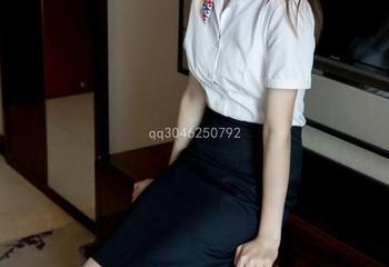 梦丝女神 - 当香萱穿上礼服，竟然让高清变得不那么高清