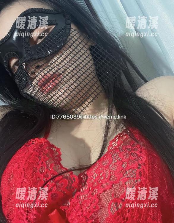 微密圈 - 当楚楚不吃鱼的美脚遇见照片，壁纸里的偶然碰撞