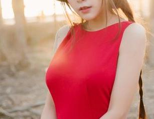 波萝社 - 普吉岛被夏美酱征服，美图下隐藏的小情愫