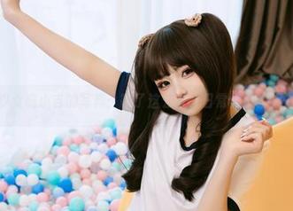 爆机少女喵小吉的写真：等了这么久，日常太不让人省心了