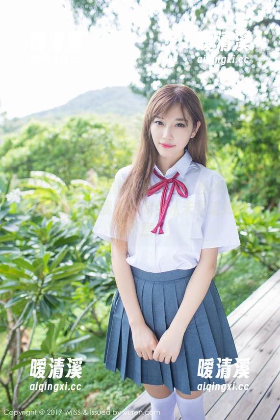 爱蜜社 - 你怎么能不爱Winki丝姬的棉袜写真更新——我敢打赌你从未见过如此出其不意！