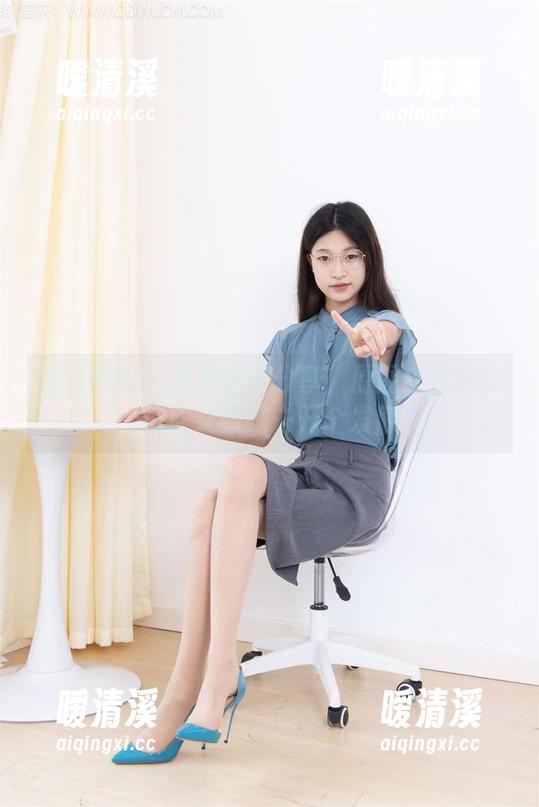 物恋传媒 - 案例猫耳分享：原图中的白丝仿若又想跑去开个发廊