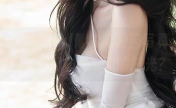 秀人网 - Cheryl青树的校园写真，图里有多少课本和偷懒的时光？