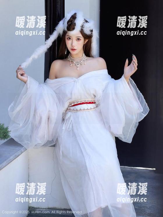 秀人网 - 免费领取奈奈Fox的睡衣套图，小心看得停不下来！